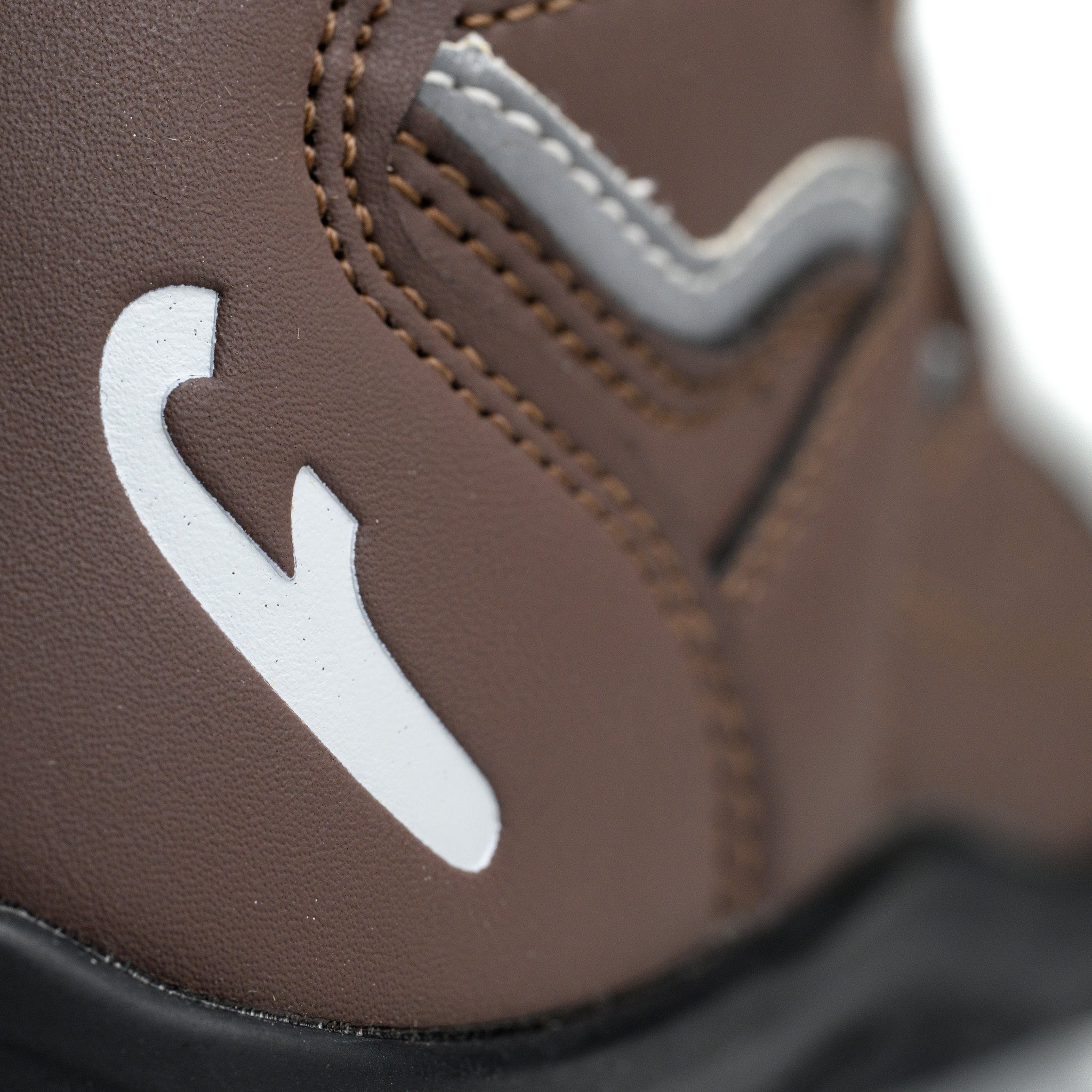 #colour_Brown / Khaki